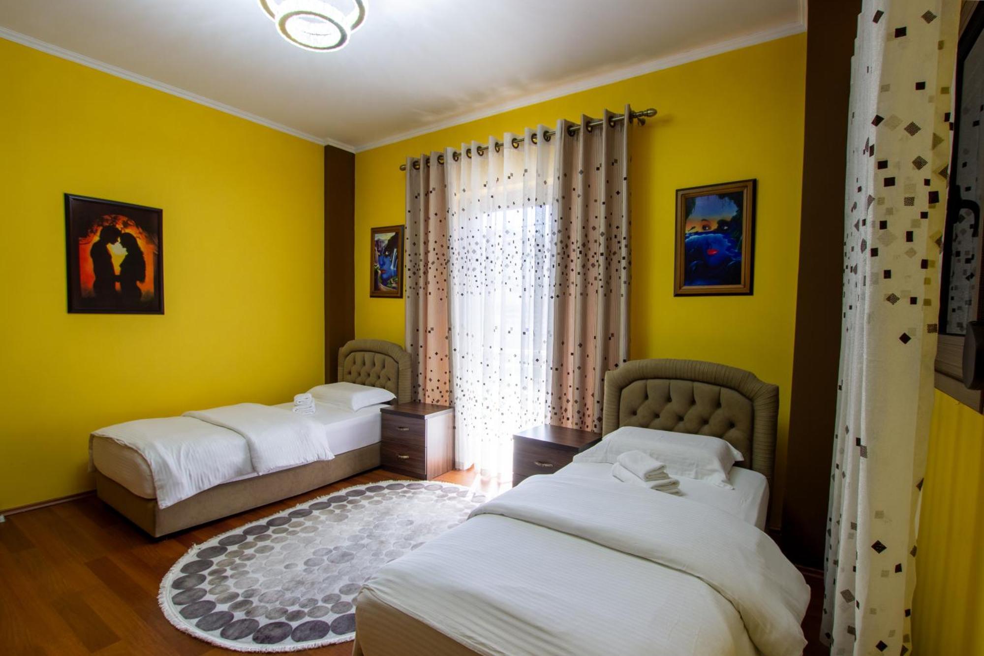 Bora Hotel Gjirokaster Exterior photo