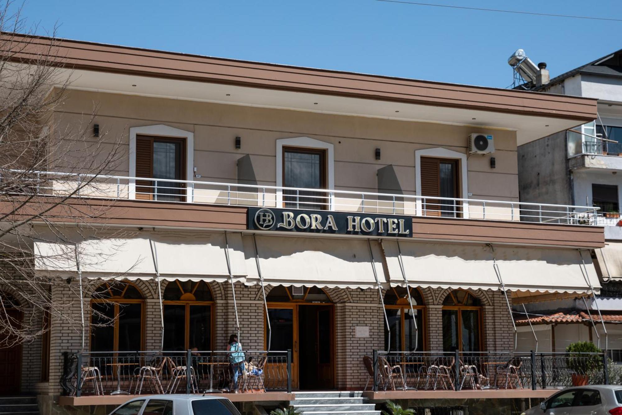Bora Hotel Gjirokaster Exterior photo